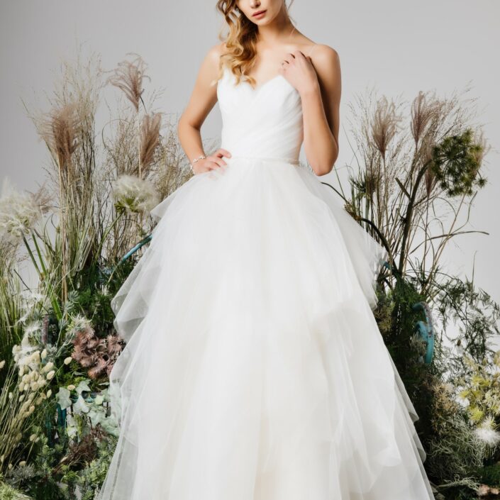 suknia ślubna Płock Magdalena Carter