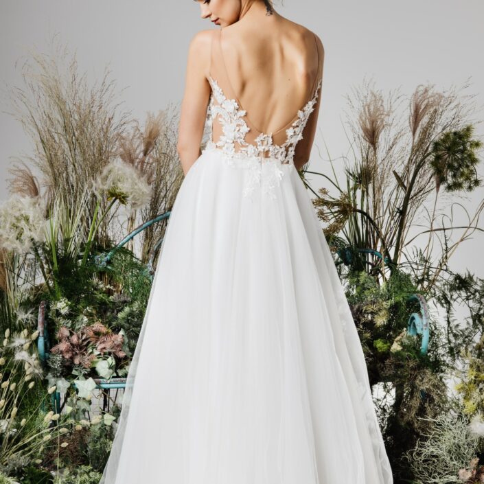 suknia ślubna Płock Magdalena Carter