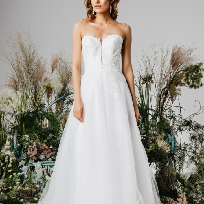 suknia ślubna Płock Magdalena Carter