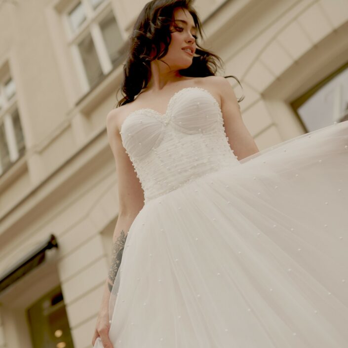 suknia ślubna Płock Magdalena Carter